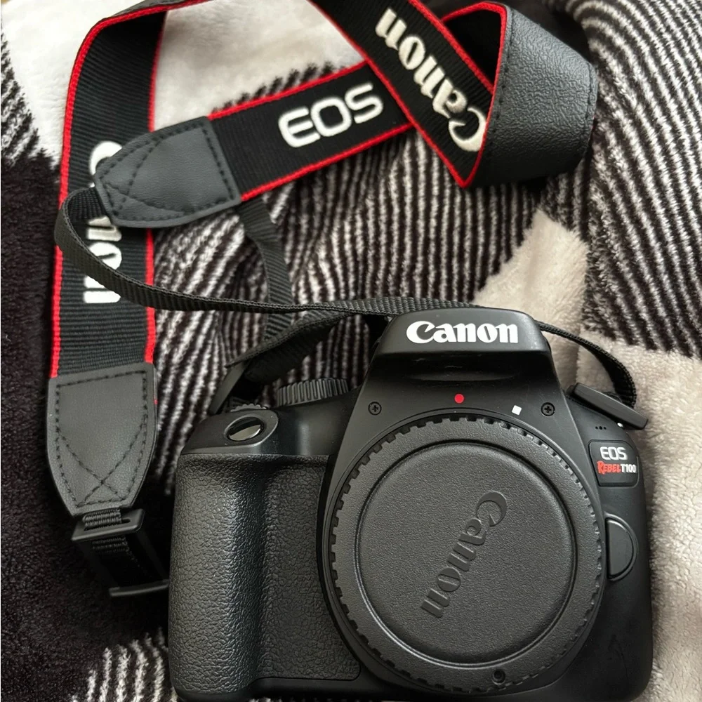 Canon EOS Rebel T100